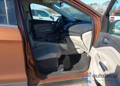 2017 Ford Escape Se z USA, uszkodzony, nr VIN 1FMCU0GD6HUA40450